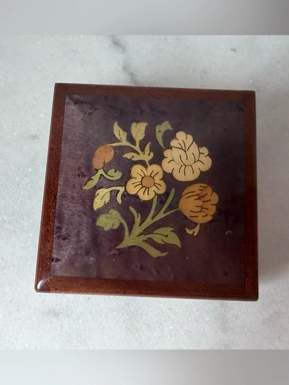 vintage Italian lacquered wood trinket box intricate floral marquetry inlay.